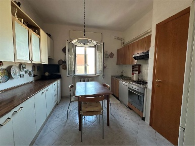 Foto Appartamento in via Lamaticci, Ancona Stazione di 95 m² con 3 locali