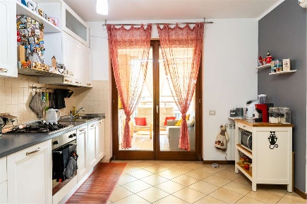 Foto Appartamento in Via Federico Menabrea, Pomezia La Sughereta di 50 m²