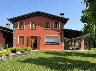 Foto Villa a schiera in Via Ronchi, Villafranca Padovana di 165 m² all'asta