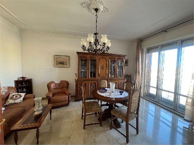 Foto Appartamento in Via berti  16, Ancona Stazione di 117 m² con 6 locali