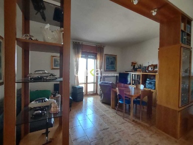 Foto Appartamento in Via Collina 44snc, Jesi di 130 m² con 6 locali