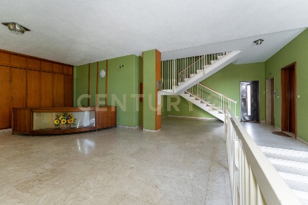 Foto Appartamento in Via Fiume 12, Catania Picanello di 150 m² con 5 locali