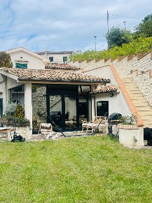 Foto Villa bifamiliare in Via Fonte Olio, Ancona Fonte D'Olio di 80 m²