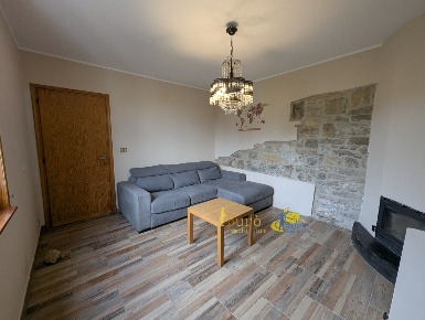 Foto Villa bifamiliare in Strada Canesio, Pellegrino Parmense di 120 m²