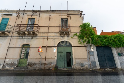 Foto Villa unifamiliare in Via Tripoli 229, Catania Centro di 198 m²