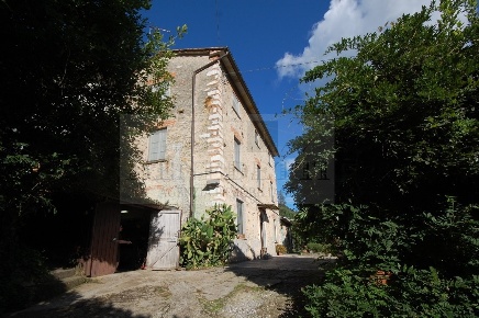 Foto Rustico in Via Valdicastello 16, Pietrasanta di 200 m² con 10 locali