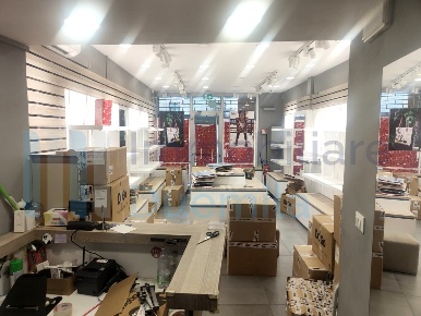 Foto Locale commerciale a Bologna Borgo Panigale di 63 m² con 2 locali