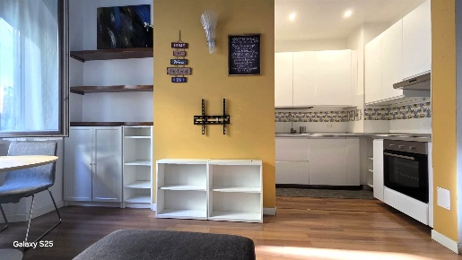 Foto Appartamento in Via Clefi  3, Milano Frua di 50 m² con 2 locali