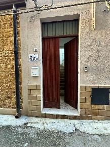 Foto Appartamento in Via Bonifacio  13, Ribera Centro di 90 m² con 6 locali