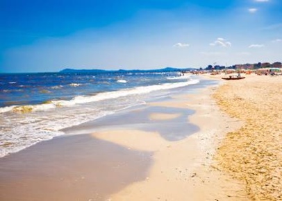 Foto Hotel a Gatteo San Mauro A Mare di 1000 m² con 39 locali in vendita