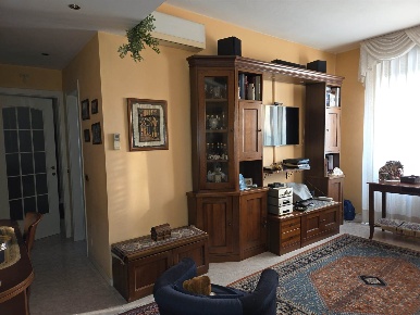 Foto Appartamento in Via Petrarca  88, Sesto San Giovanni di 60 m²