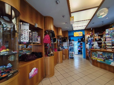 Foto Attività commerciale in Via Tuderte  153, Narni Narni Scalo di 42 m²