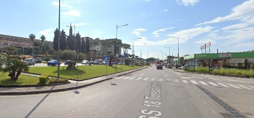 Foto Negozio a Salerno Giovi Bartolomeo - Giovi Altimare di 1500 m²