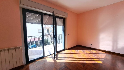 Foto Appartamento in VIA MATTEO RENATO IMBRIANI 226, Catania di 150 m²