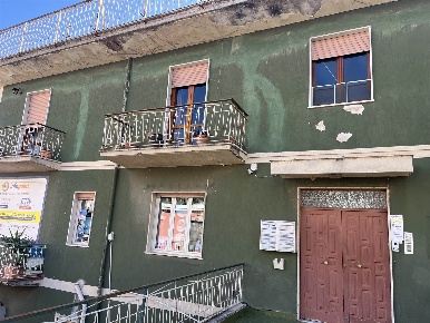Foto Appartamento a Sessa Aurunca Centro di 100 m² con 4 locali in vendita