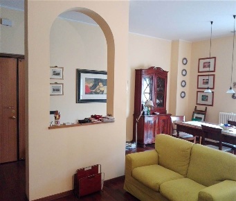 Foto Appartamento in via mastrogiorgio 12, Terni Centro di 105 m²
