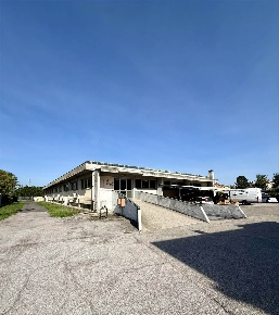 Foto Capannone industriale a Signa San Mauro di 2380 m² con 6 locali