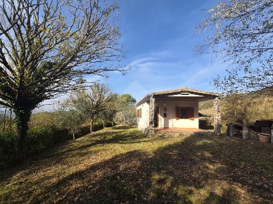 Foto Casa indipendente in LocalitÃ  Dondana, Gubbio di 45 m² con 3 locali