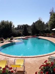 Foto Villa unifamiliare in Via Circumlacuale, Bracciano Lungolago di 223 m²