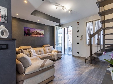 Foto Appartamento in Via dell'Atleta, Veduggio con Colzano Centro di 74 m²