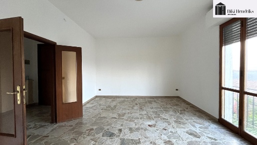 Foto Appartamento a Santa Croce sull'Arno Centro di 110 m² con 4 locali