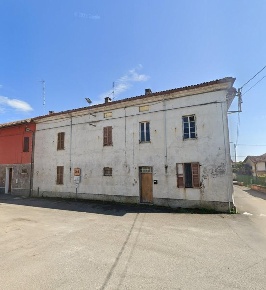 Foto Appartamento a Suardi di 416 m² con 4 locali in vendita
