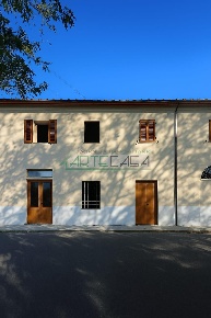 Foto Casa indipendente a Vicopisano Centro di 70 m² con 2 locali in vendita