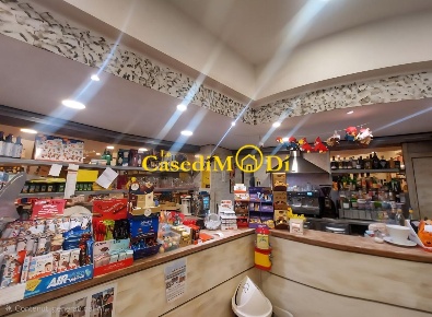 Foto Bar a Livorno Ospedale - Stazione di 50 m² con 2 locali in vendita