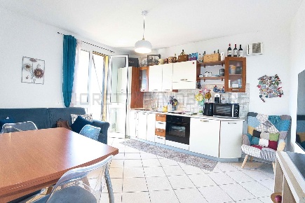 Foto Appartamento a Campiglia Marittima Centro di 62 m² con 3 locali