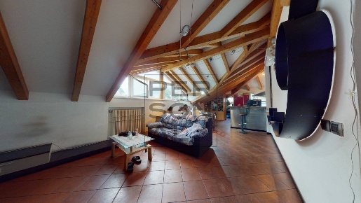 Foto Appartamento a Salorno sulla strada del vino di 140 m² con 10 locali