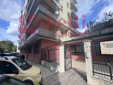 Foto Appartamento in Via TAVOLARO 8, Cosenza Acquedotto di 330 m²