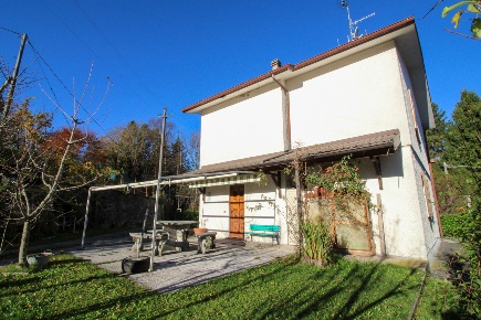 Foto Villa unifamiliare in Via Piano Delle Noci 11, Alta Valle Intelvi