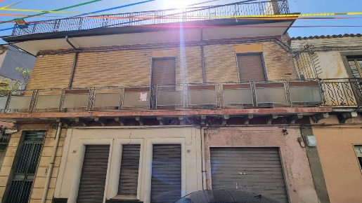 Foto Appartamento in Via Umberto I 92, Maletto di 149 m² con 4 locali