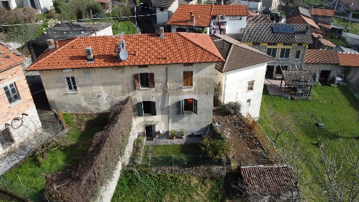 Foto Casa indipendente in Via Verdi 8, Alta Valle Intelvi Lanzo D'Intelvi