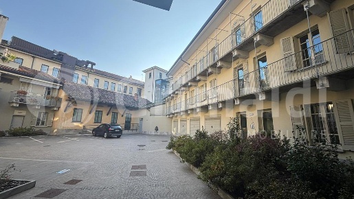 Foto Ufficio in Corso Matteotti 8, Abbiategrasso di 20 m² con 1 locali