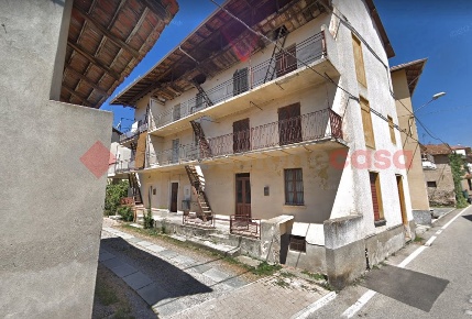 Foto Appartamento in manzoni, Borgomanero Centro di 110 m² con 4 locali