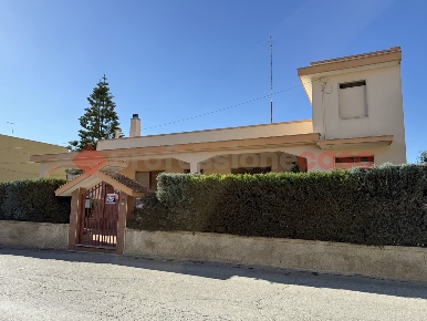 Foto Villa unifamiliare in Via montemerlo 74, Crispiano di 150 m²