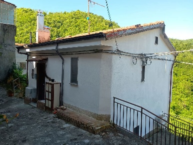 Foto Appartamento in Via Benedetto Cairoli -, Casaletto Spartano Battaglia