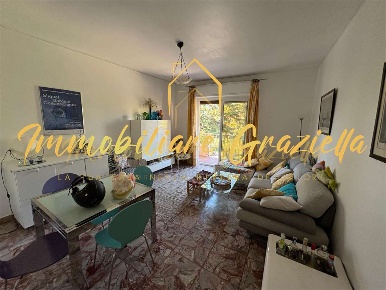 Foto Appartamento a Ventimiglia di 100 m² con 4 locali in vendita