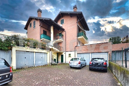 Foto Appartamento in via Gerbino 25, Lentate sul Seveso Centro di 110 m²