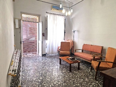 Foto Casa indipendente a Monteiasi di 350 m² con 9 locali in vendita