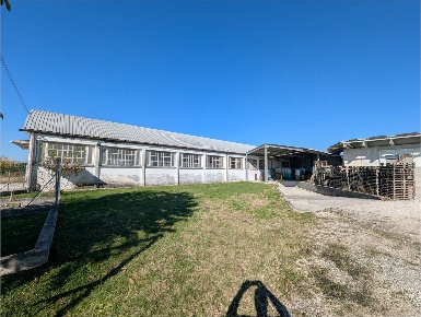 Foto Capannone industriale in Via dello Scalo  10, San Giovanni al Natisone