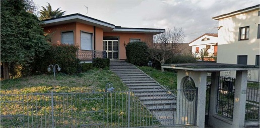 Foto Villa unifamiliare in Via Leonardo Da Vinci 3, Arcene Centro di 230 m²