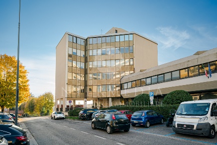 Foto Ufficio in Via Aldo Moro 16, Brescia Brescia Due di 108 m² in affitto