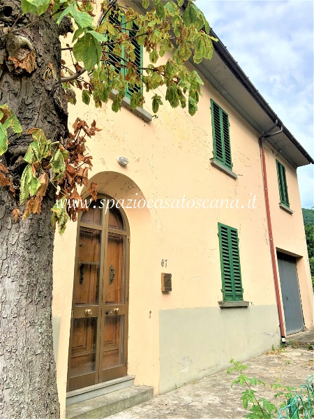 casa indipendente in vendita a Vernio in zona San Quirico
