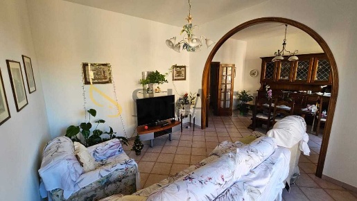Foto Appartamento in Via Martiri di Scalvaia, Siena San Prospero di 90 m²
