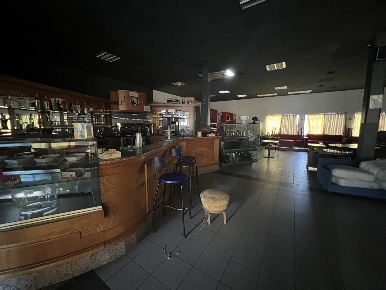 Foto Locale commerciale a Reggio nell'Emilia Aeroporto - Santa Croce