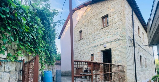Foto Rustico in Strada Olibra  6, Roccafluvione di 168 m² con 8 locali