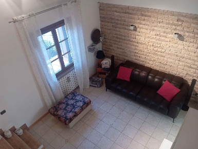 Foto Case semi ndipendenti a Poggibonsi Centro di 110 m² con 5 locali