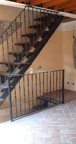 Foto Case indipendenti a Vicopisano Centro di 70 m² con 3 locali in affitto